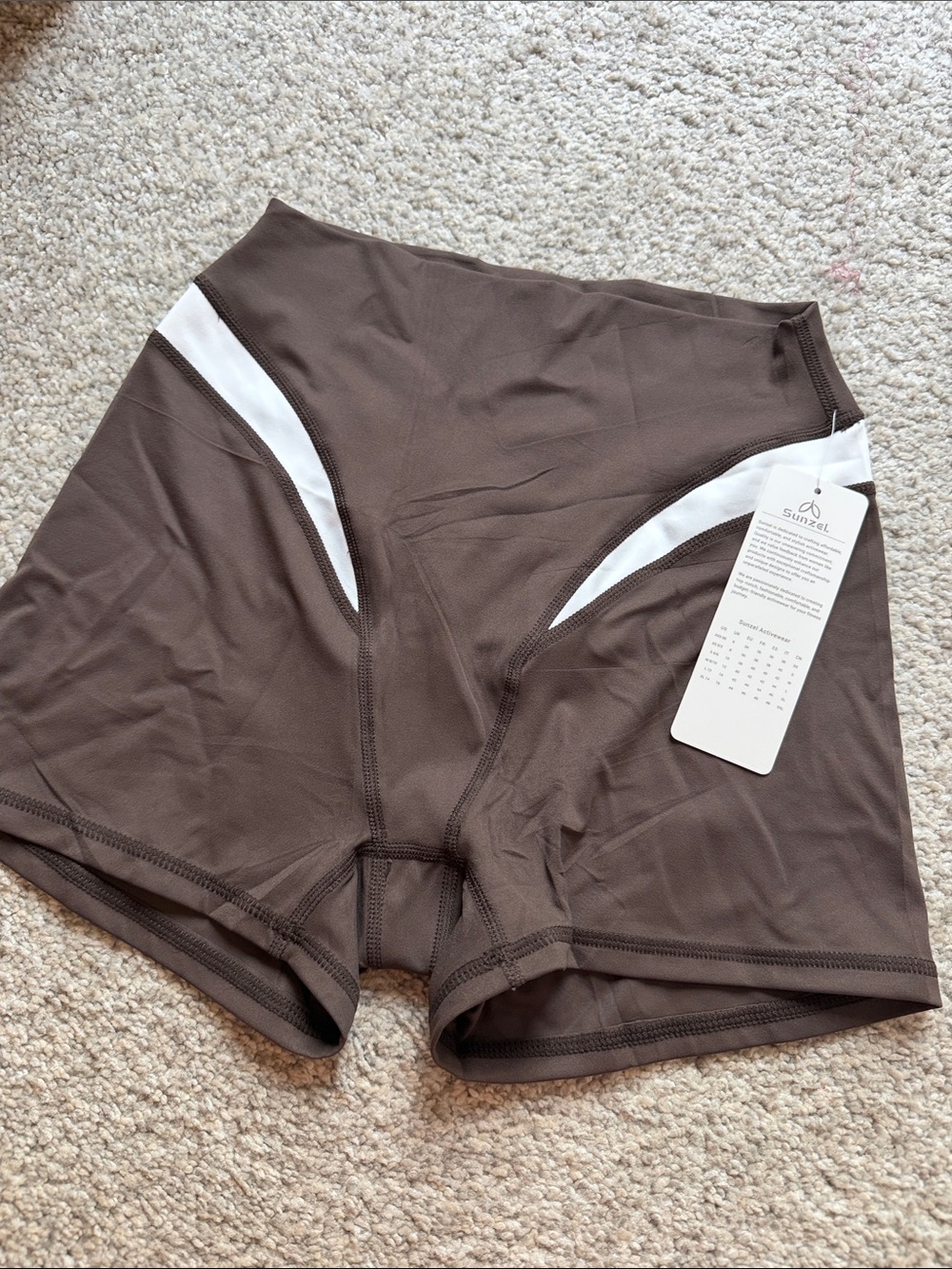 NWT SUNZEL Shapewear High-Waist Seamless Workout Shorts with White Accent